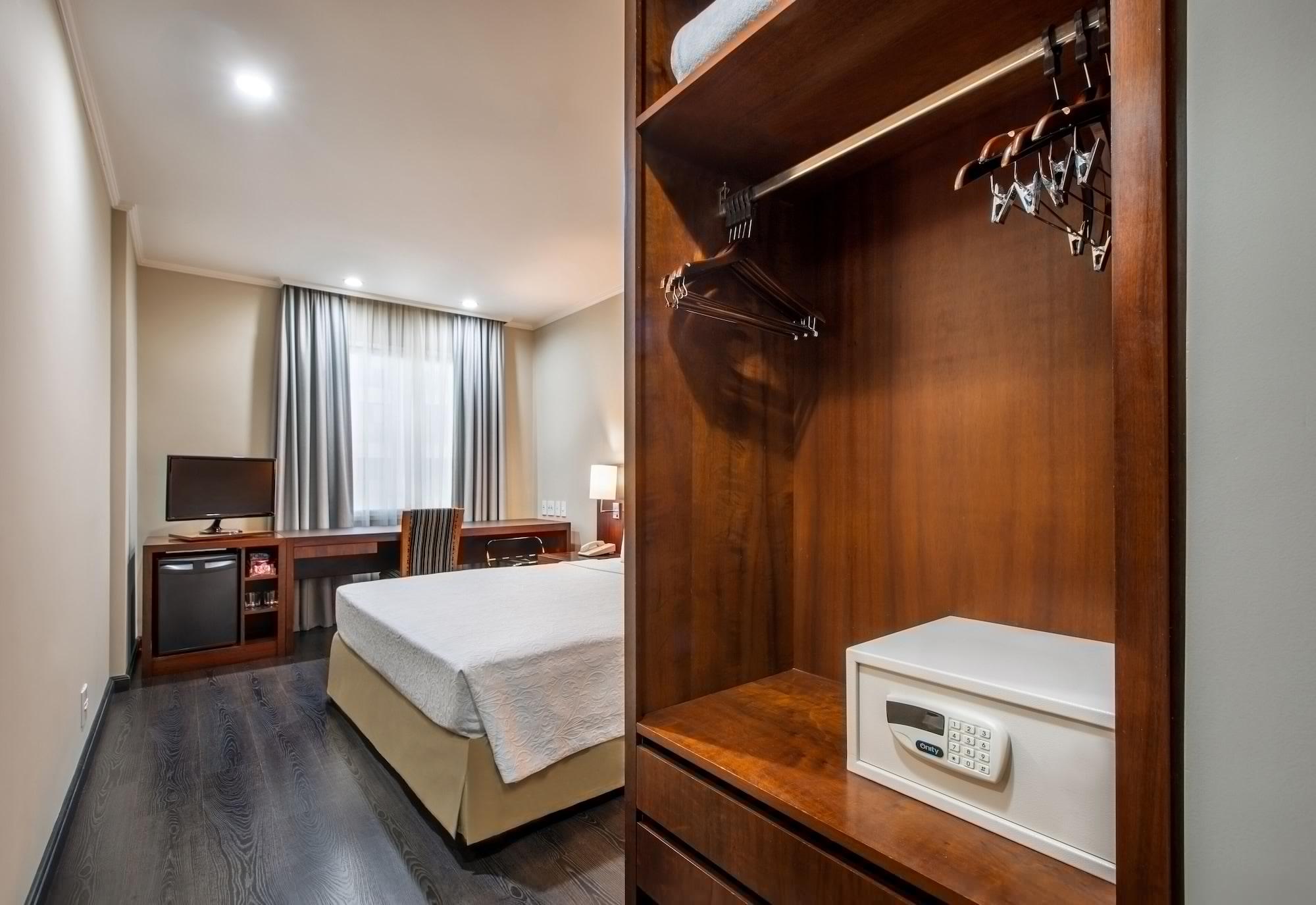 Nacoes Unidas Affiliated By Melia 酒店 4*